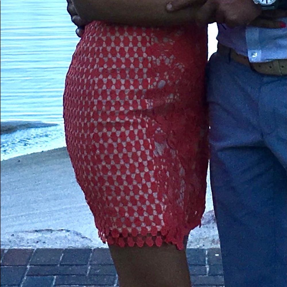 Dress - Picture 5 of 6